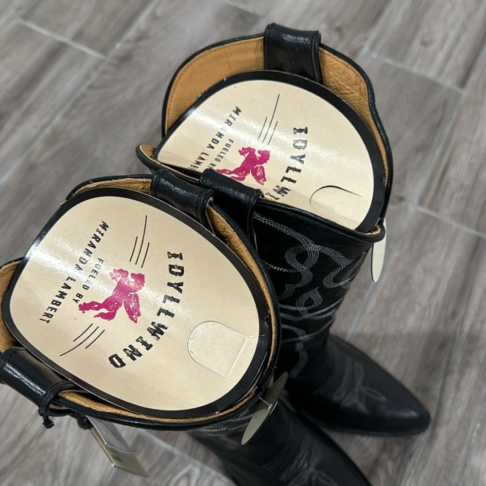 Idyllwind Woman’s Revenge Boots by Miranda Lambert - Picture 3 of 10